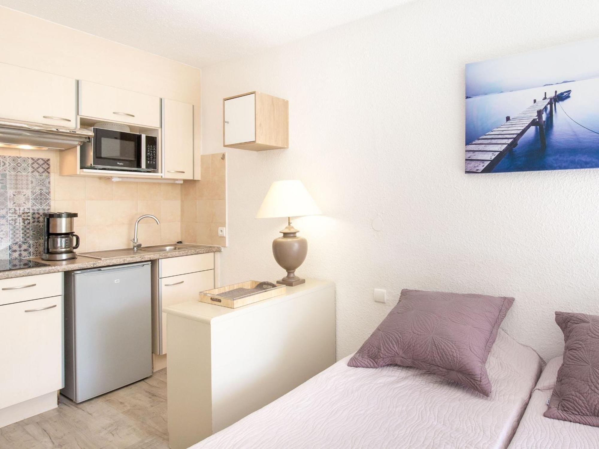Studio Climatise Pour 3, Face Est, A 50M Plage Et Proche Commerces - Fr-1-466A-23 Saint-Raphaël 외부 사진