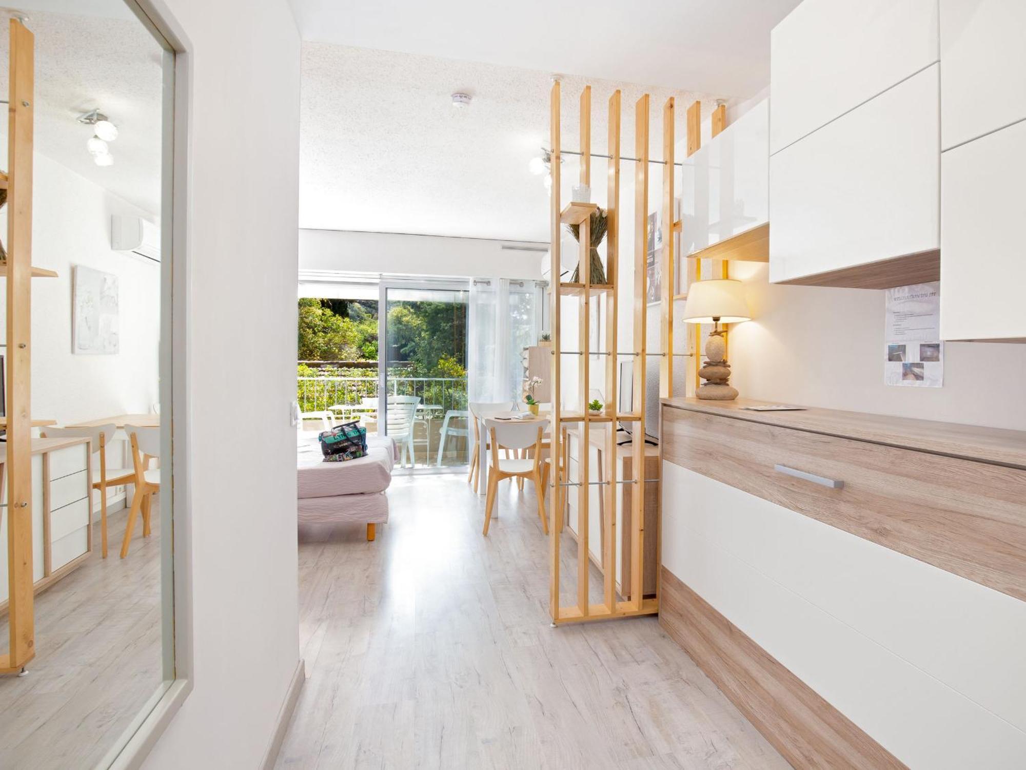 Studio Climatise Pour 3, Face Est, A 50M Plage Et Proche Commerces - Fr-1-466A-23 Saint-Raphaël 외부 사진